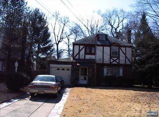 230 Everett Pl, Englewood, NJ 07631
