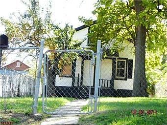 1st image of 5372 Arlington Ave