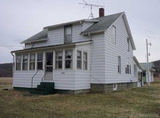 4794 Chapel Hill Rd, Great Valley, NY 14741