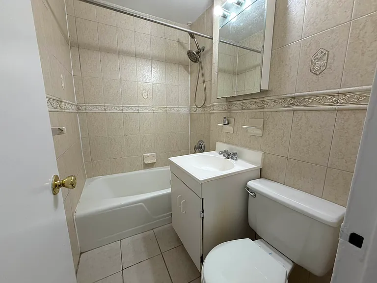 8700 25th Ave #2R — Photo 8