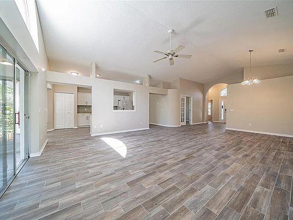 4th image of 110 Anastasia Lakes Dr