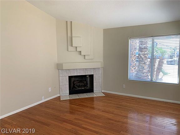4th image of 846 Coral Cottage Dr