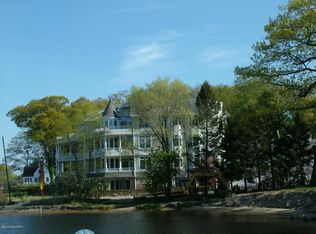 6198 Murray Rd UNIT 302, Whitehall, MI 49461