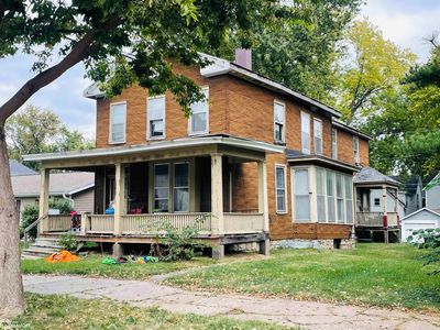 916 N 5th St, Burlington, IA, 52601