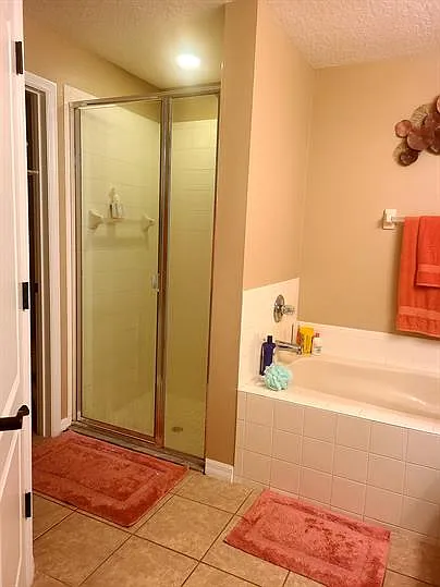 1213 Bexley Ct — Photo 9