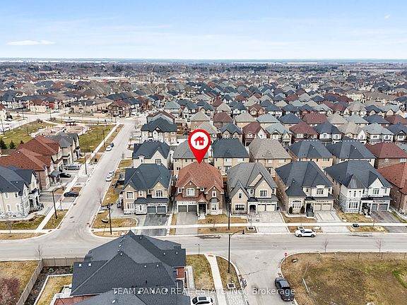 4th image of 25 Trail Rider Dr