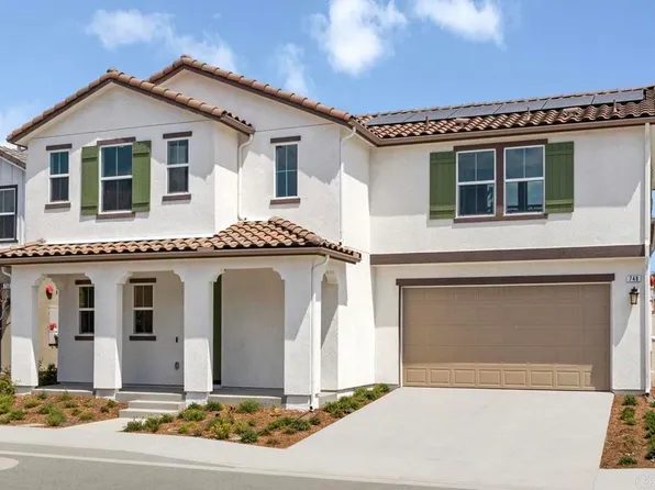 748 Kingbird Loop, Oceanside, CA 92058