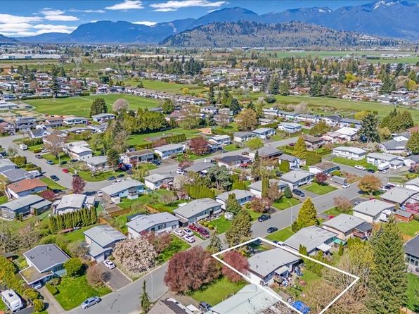 6050 Glenmore Dr, Chilliwack, BC V2R 2H5