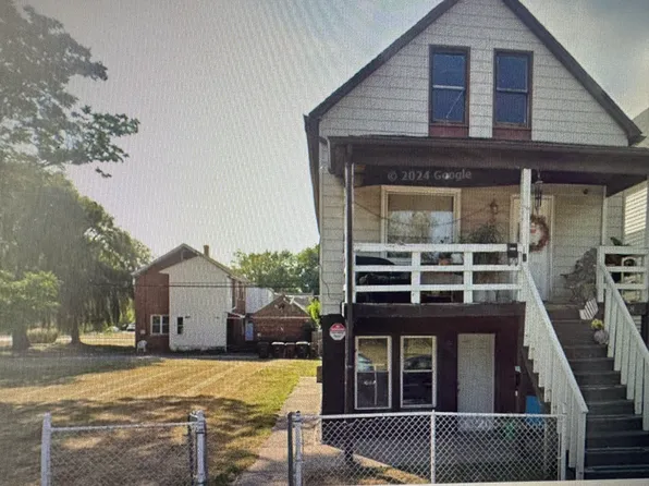 2538 Schrage Ave, Whiting, IN 46394