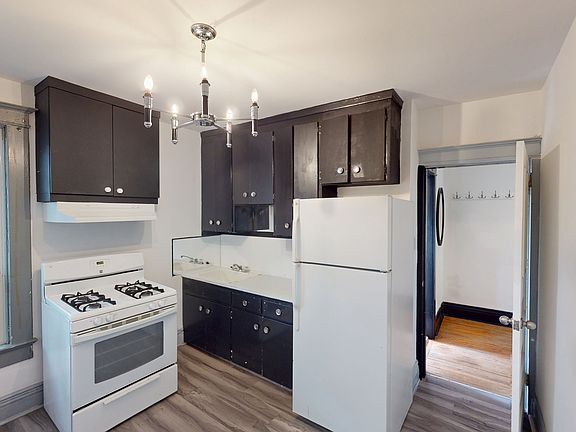 4th image of 53 Hepbourne St #2