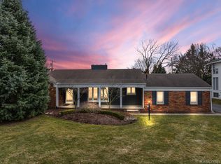 1711 Fairway Dr, Birmingham, MI 48009