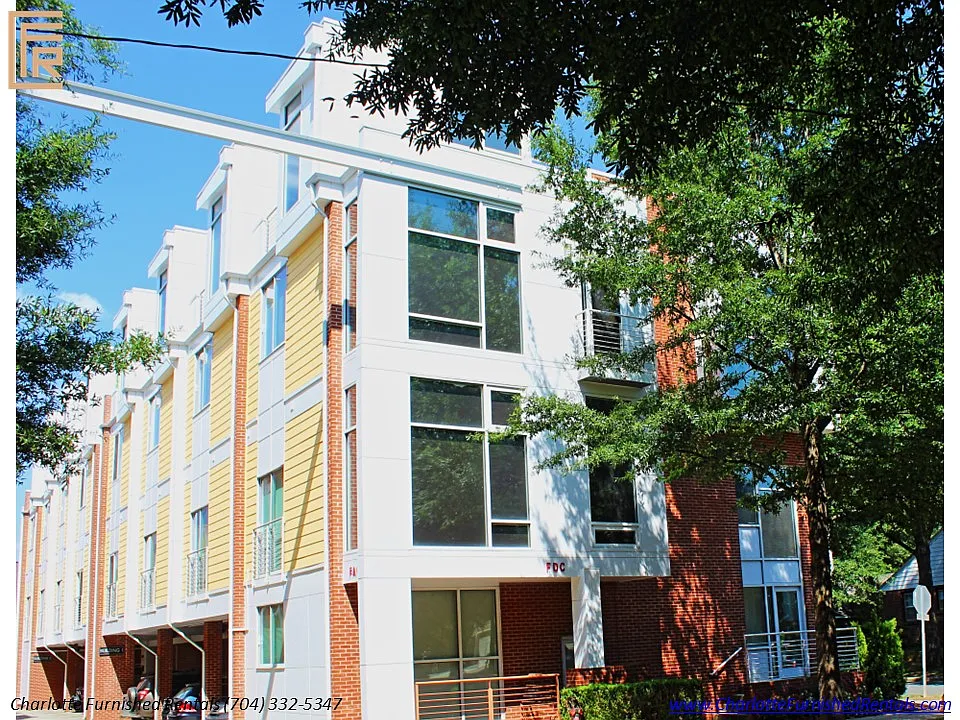 Building Photo - 2084 Euclid Ave