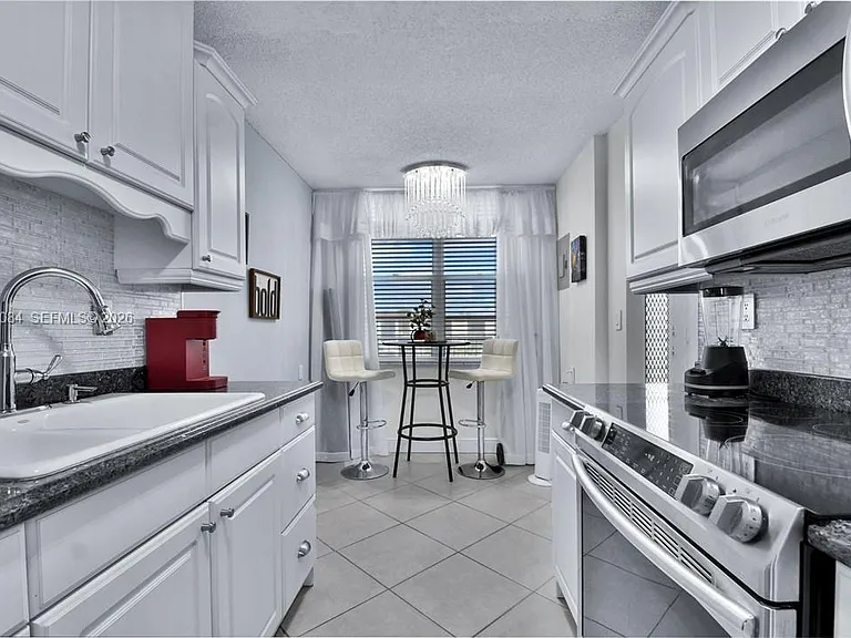 2999 NW 48th Ave #438 — Photo 7