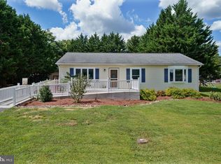 472 Upshur Dr, Inwood, WV 25428