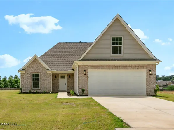 7657 Ridgefield Dr, Horn Lake, MS 38637