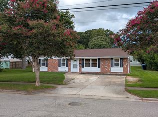 3504 Club House Rd, Virginia Beach, VA 23452