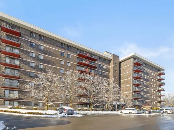 500 Washington St APT 201, Quincy, MA 02169