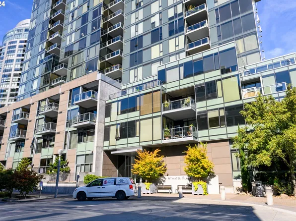 841 SW Gaines St Unit 313, Portland, OR 97239
