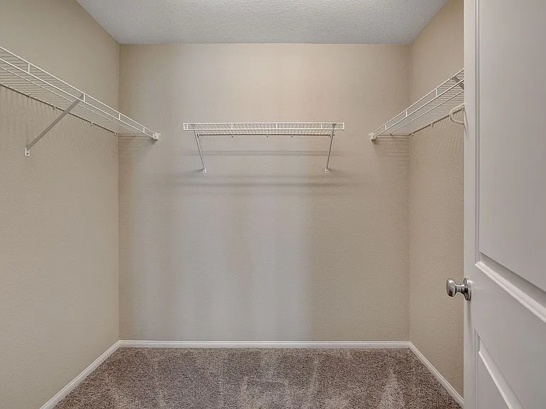 2806 Alenga St — Photo 26
