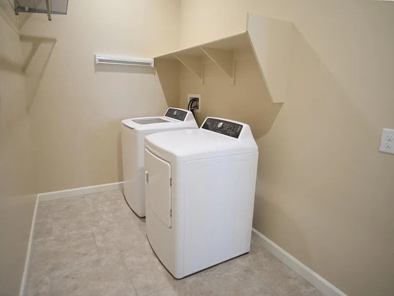 3462 W Ringtail Den Way — Photo 32