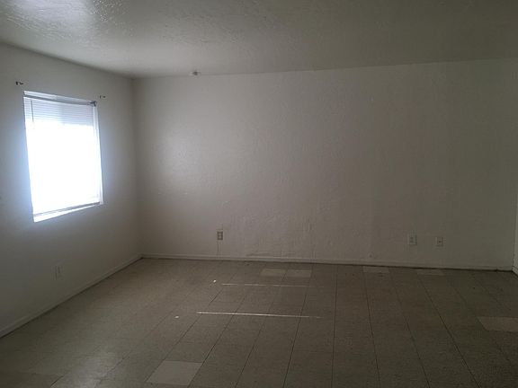 2nd image of 2809 E Wier Ave APT 3