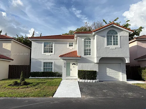 10225 NW 57th Ter Photo 1