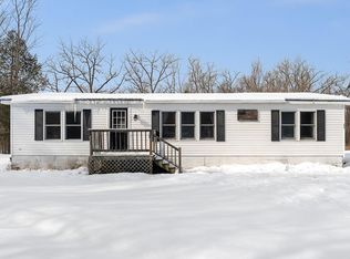 11 Beach Road, Milton, VT 05468