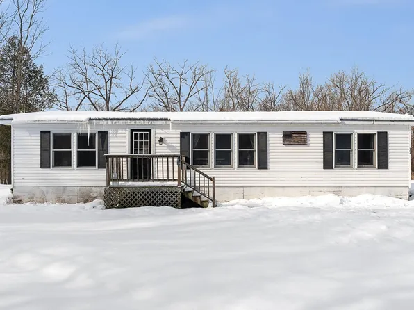 11 Beach Road, Milton, VT 05468