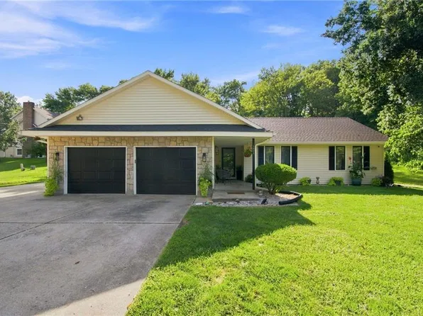 1006 Garner St, Richmond, MO 64085