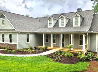 247 Town Creek Rd, Talking Rock, GA 30175