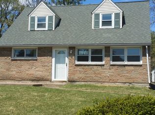 2529 Secane Rd, Secane, PA 19018