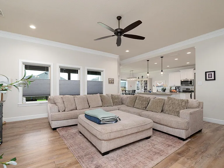 358 Blue Lake Dr — Photo 29