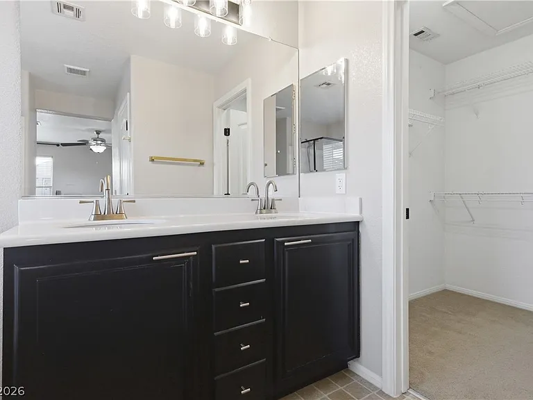 10847 Iona Island Ave — Photo 24