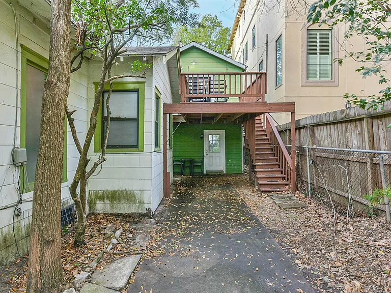402 Bomar St — Photo 14