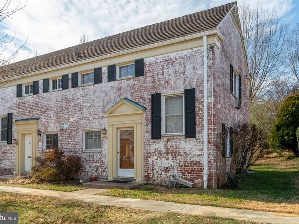 1750 Preston Rd, Alexandria, VA 22302