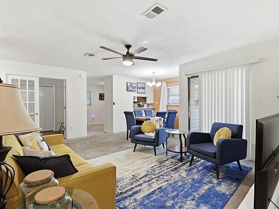 5th image of 2696 Faringdon Dr