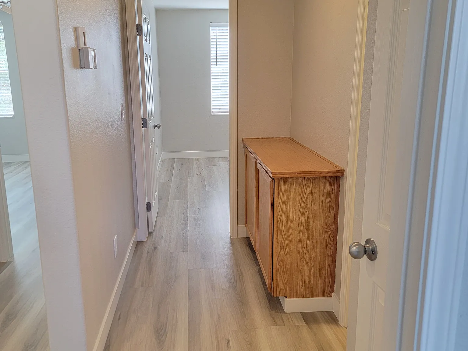 3 bed, 1187 sqft, $1,796 — Photo 4