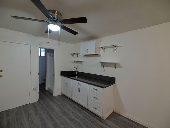 3rd image of 228 La Paloma