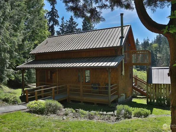 5368 Mapleglen Road, Freeland, WA 98249