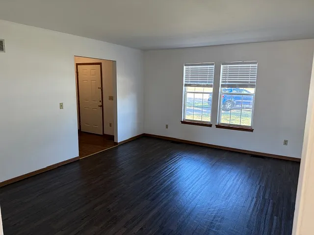 256 Spencer Pl — Photo 3