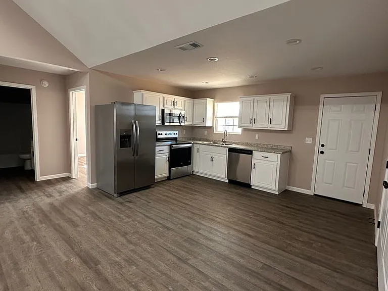 1228 Orange St — Photo 12