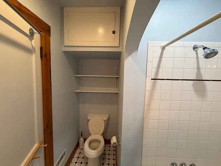 511 Simpson St #A — Photo 13