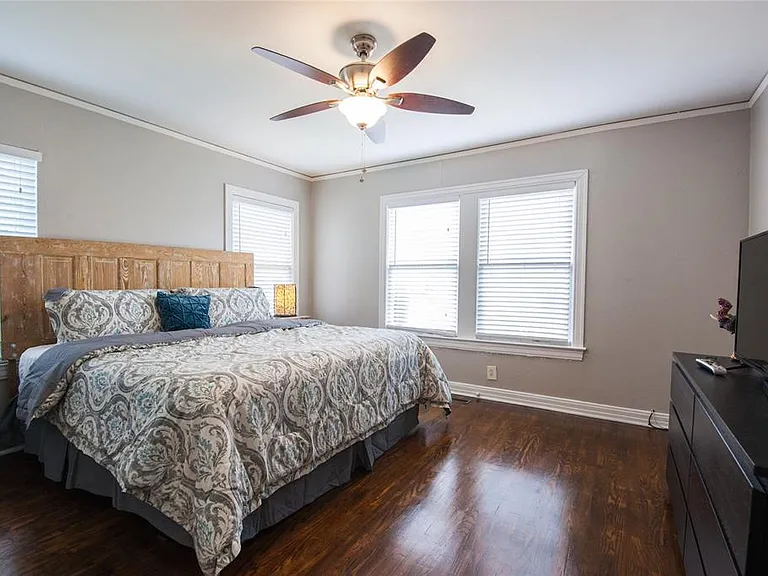 5946 Morningside Ave — Photo 7