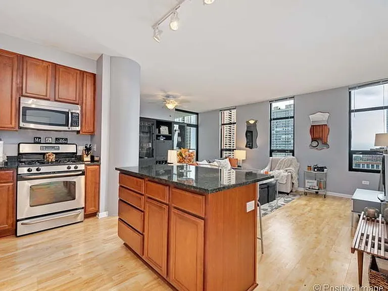 1255 S State St #1503 — Photo 3