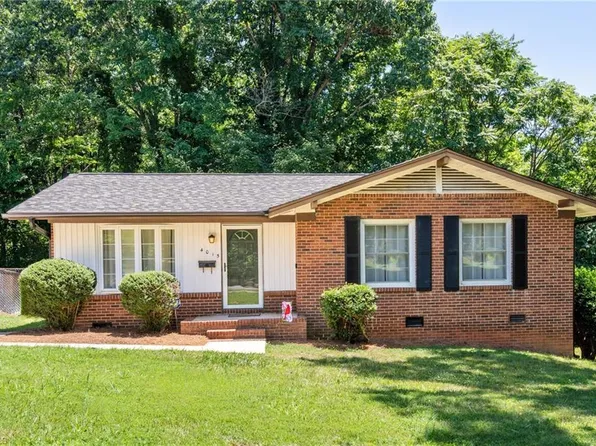 4015 Burnham Ct, Winston Salem, NC 27105