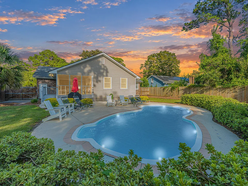 1212 Island View Dr