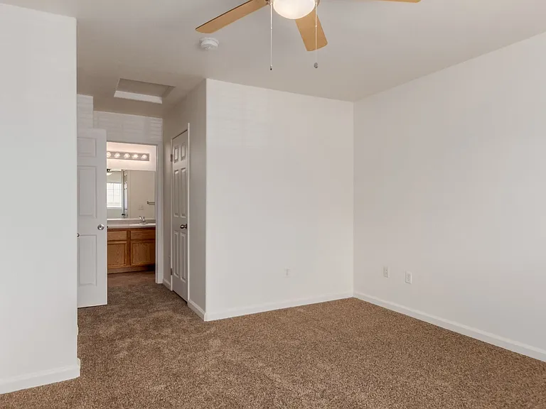 4730 E Craig Rd #32 — Photo 13