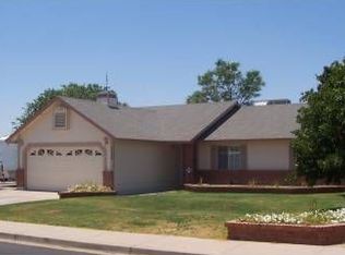 1350 N Raven, Mesa, AZ 85207