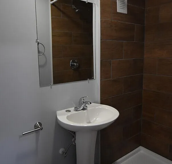 106 E Clay St #A — Photo 12
