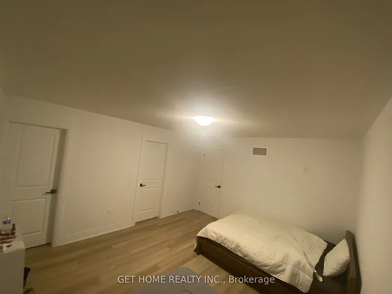 76 Keppel Cir — Photo 17